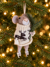 Load image into Gallery viewer, Ice-Skating Mouse ornament
